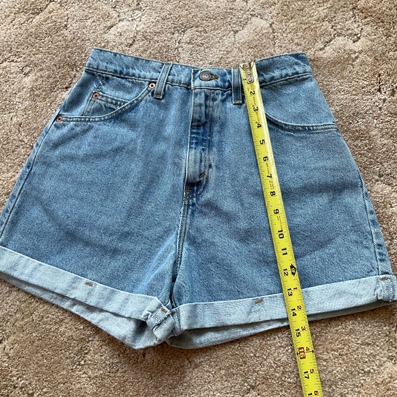 Levi’s Juniors Jean Shorts - Picture 6 of 9
